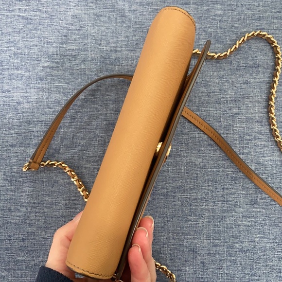 Tory Burch Robinson Chain Wallet in Cardamom - Picture 11 of 11